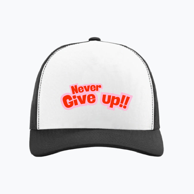 Never Give up!! czapka z daszkiem