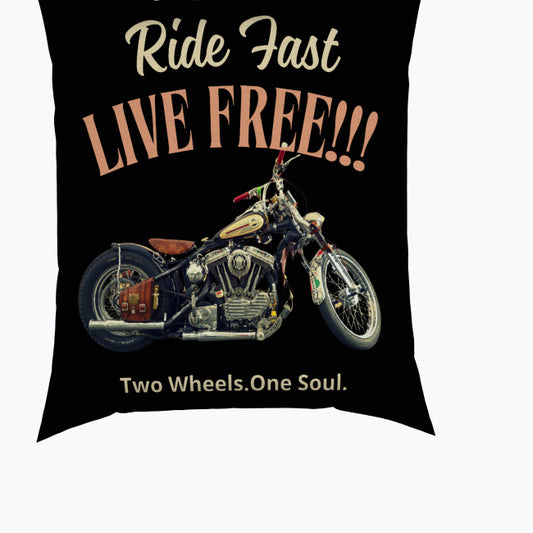 Wodoodporna poduszka kwadratowa. Ride Fast, live free z wypełnieniem (AOP)
